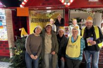 Am 10.12.25 auf dem Düsseldorfer Weihnachtsmarkt - Gruppenfoto